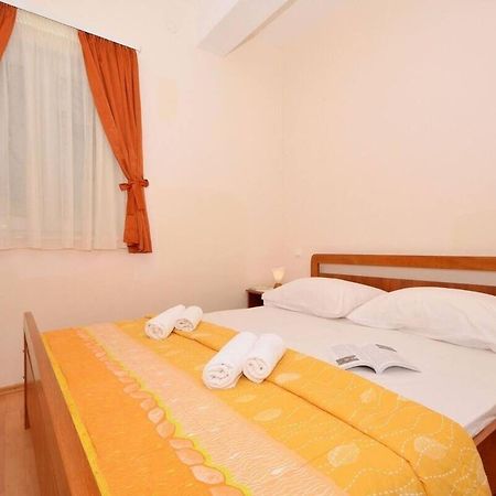 Apartments Sima Trogir Exterior photo